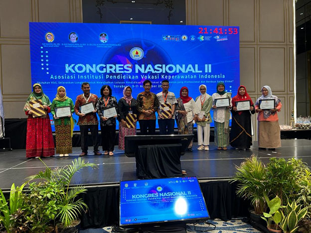 STIKes Kepanjen Pemenang Lomba AIPVIKI 2023 (1)